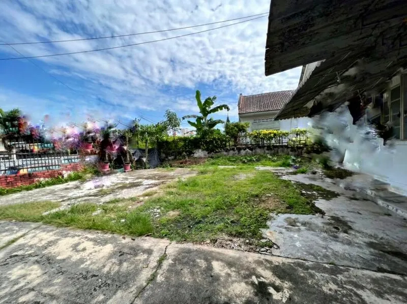 Section 6 Single Storey Bungalow thumbnail 5