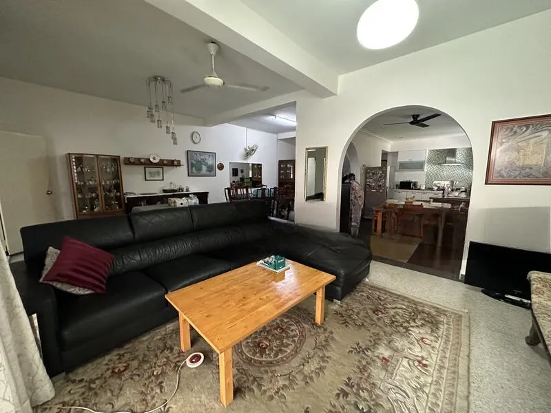 Double Storey Semi-D thumbnail 3